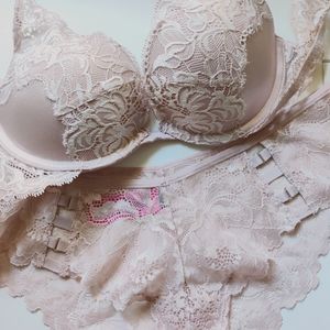 La Senza bra and panty